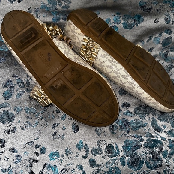 Michael Kors Cream and Gold Flats with Signature MK Design - Picture 5 of 5